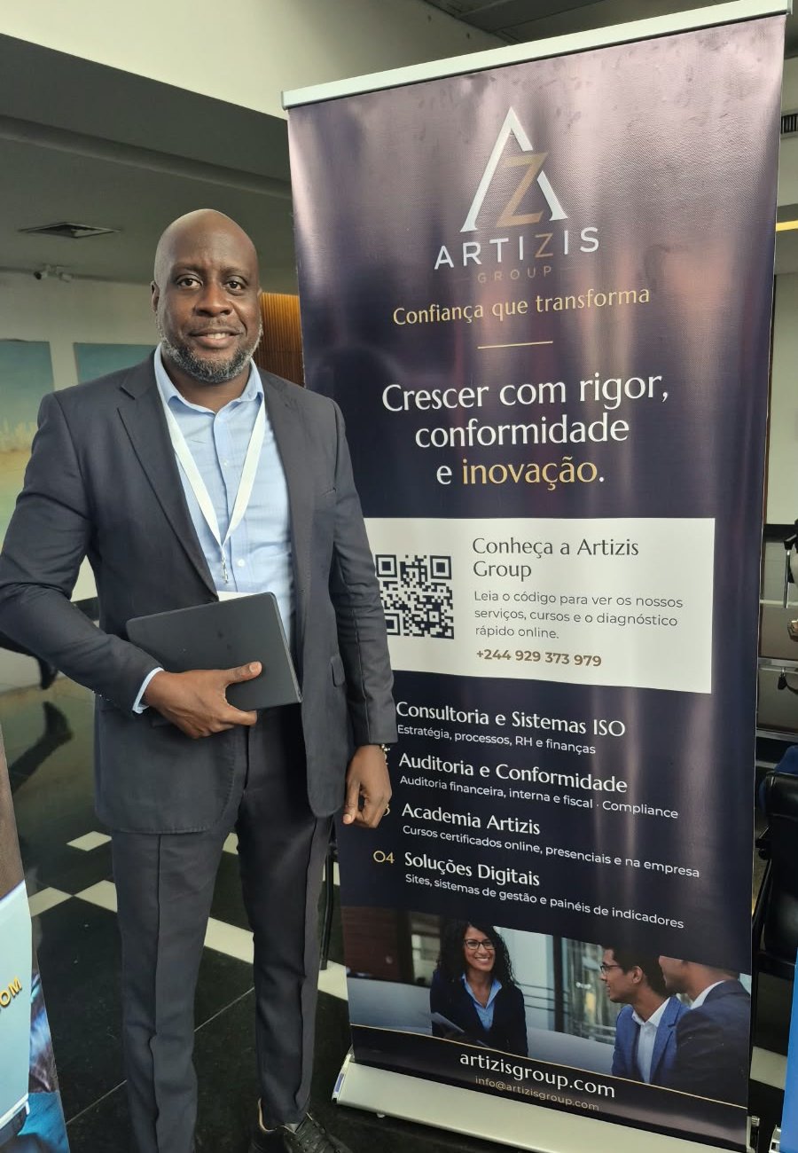 Membro da equipa da Artizis Group junto ao rollup, na CAAI 2026